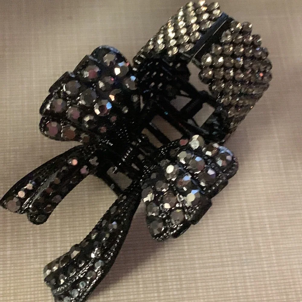 Bundle of 2 hair clips sparkly beautiful - Picture 3 of 10